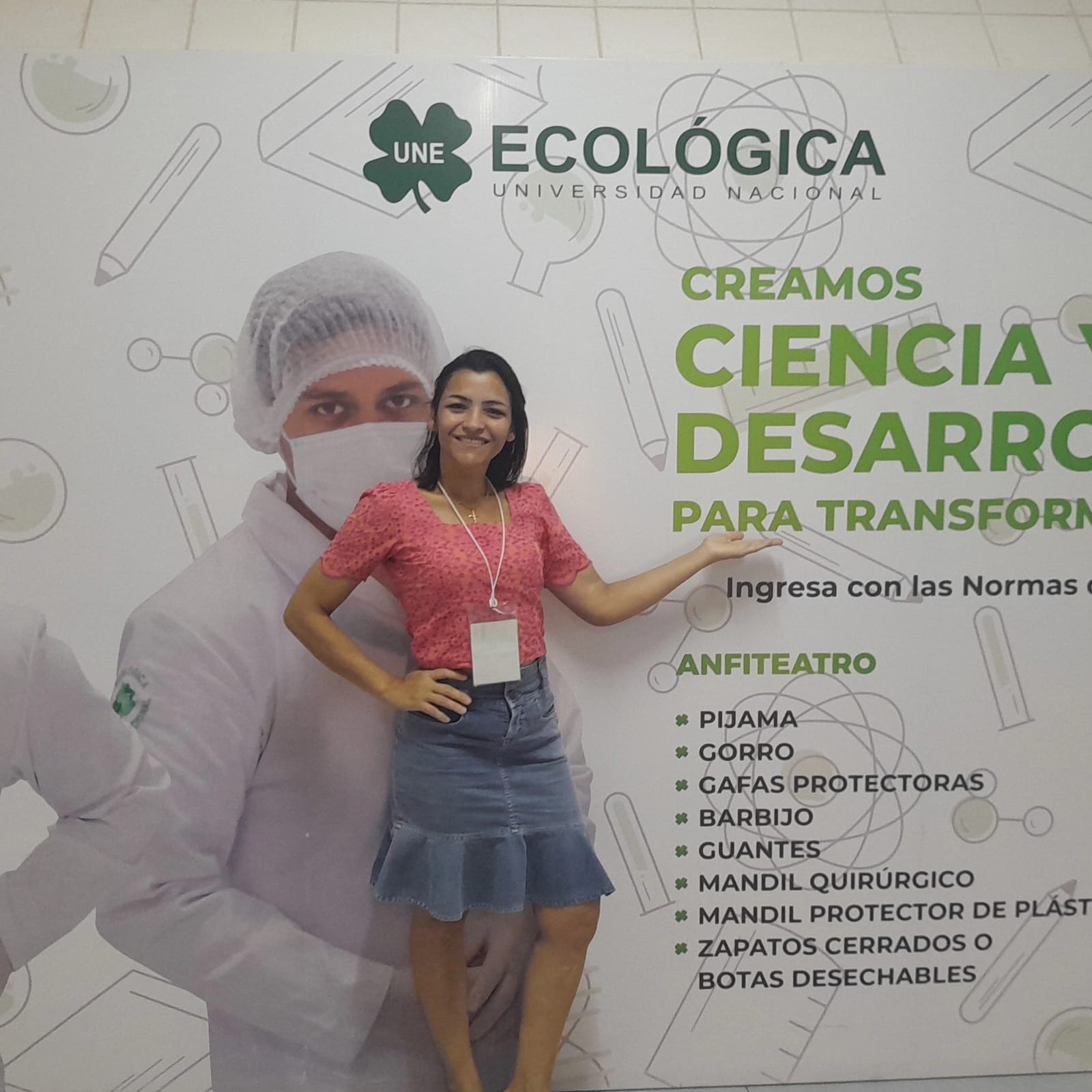Professora Fabrícia Tavares na Universidade Ecológica